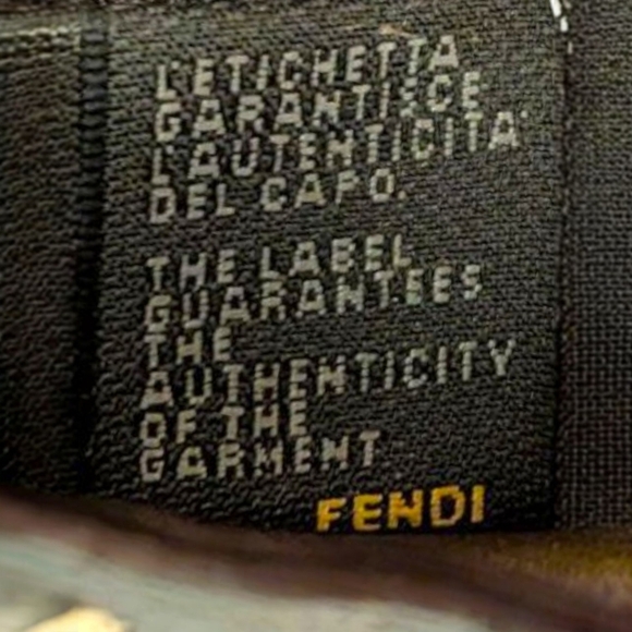 Fendi Selleria Small Bifold Wallet | Hand-Stitched Roman Leather - Picture 9 of 16